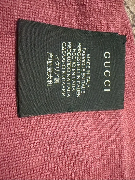Gucci Pink and Beige GG Tiger Motif Wool Scarf with Yellow Tiger - Picture 5 of 8
